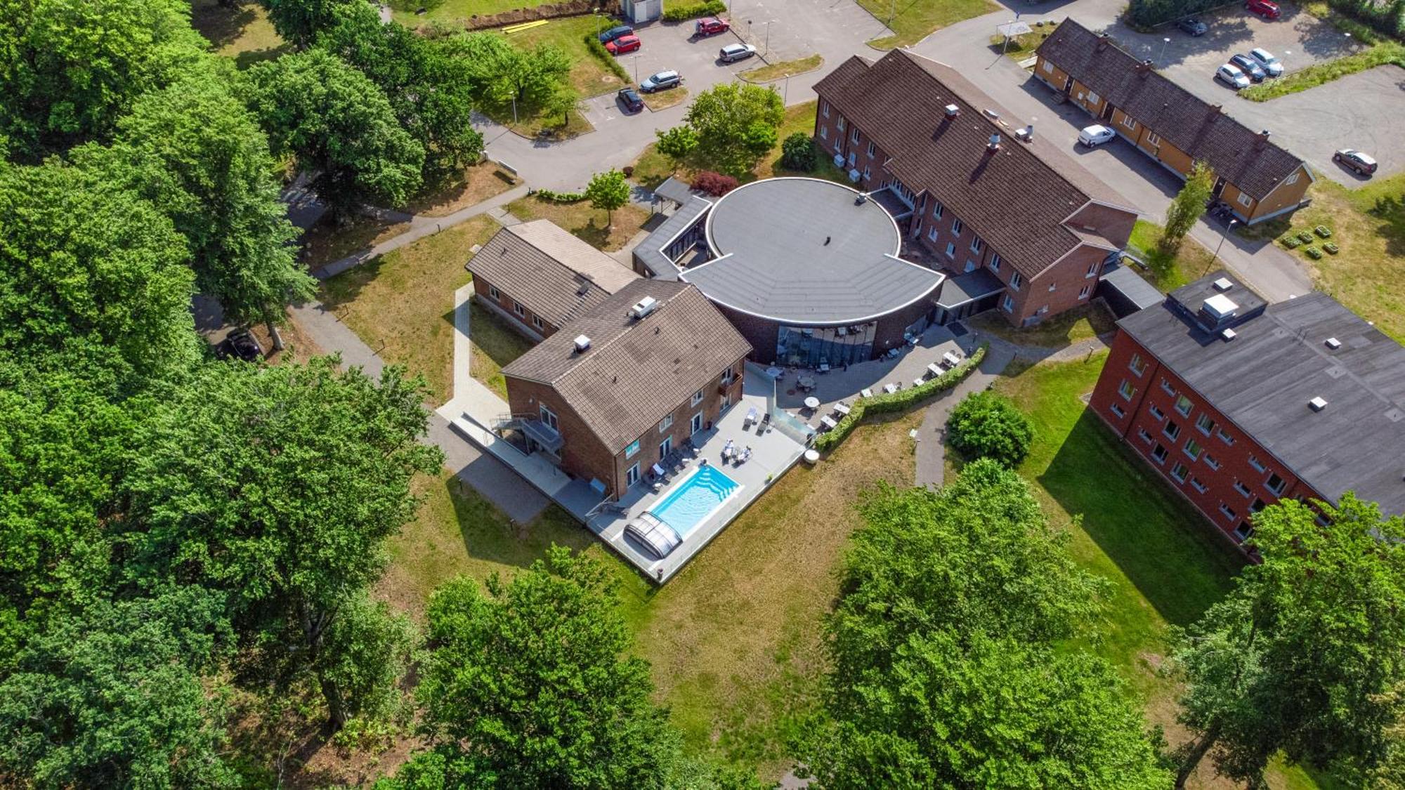 Best Western Valhall Park Hotell Ängelholm Extérieur photo