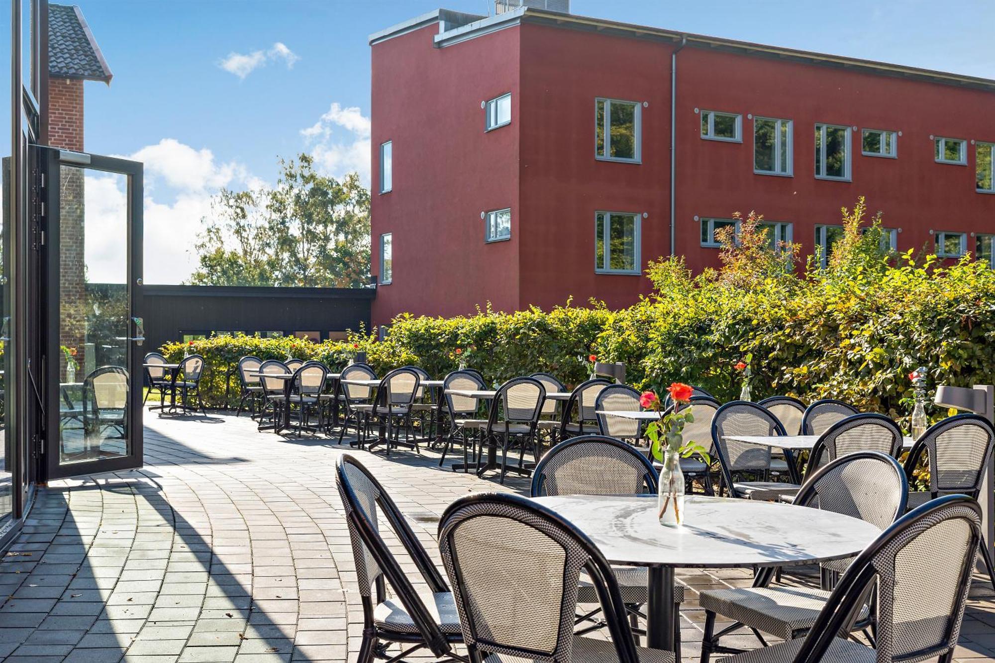Best Western Valhall Park Hotell Ängelholm Extérieur photo